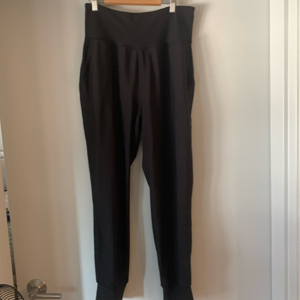 Old Navy women’s joggers